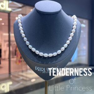 Ожерелье Tenderness of a little princess из белого рисовидного жемчуга