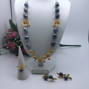 Сет Handmade украшений в Бохо стиле с черным жемчугом - колье, серьги и кольцо