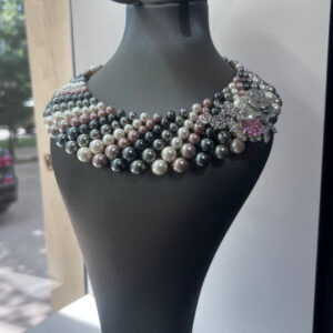 Ожерелье Pearl Collar в темный тонах