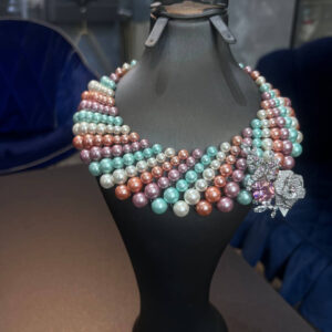 Ожерелье Pearl Collar в пастельных тонах Shell Pearl