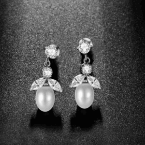 Изящные серьги серии Wedding